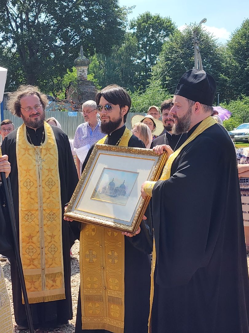 ярополец, волоколамск, Казанский храм,