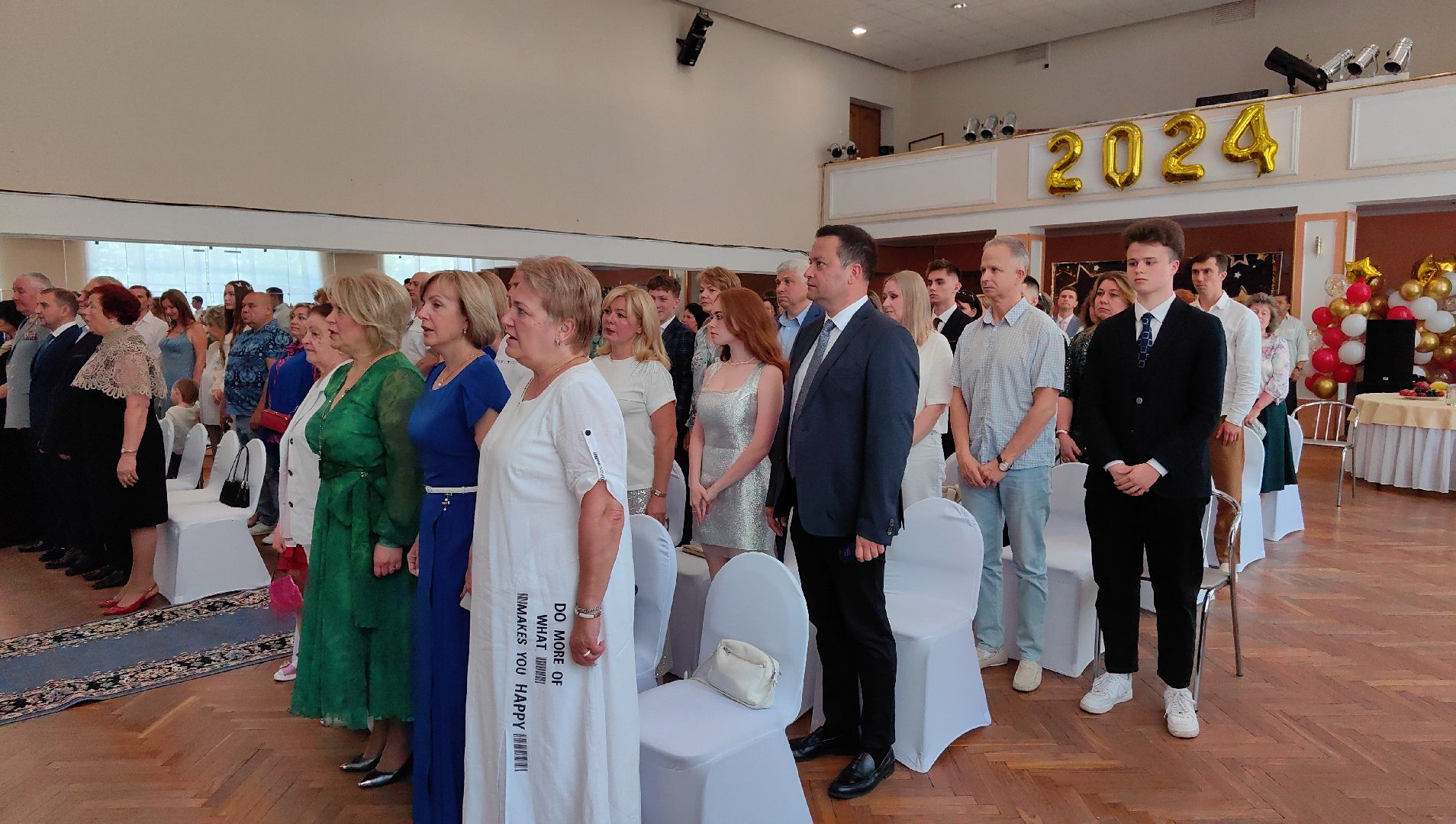 выпускники, медалисты, глава округа, награда, грамоты, обучение, звездный городок,