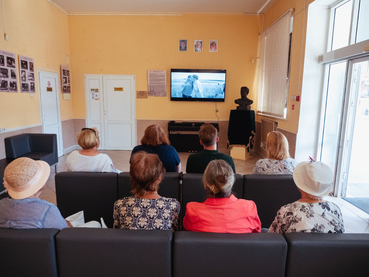 кинопоказ, истра, библиотека,