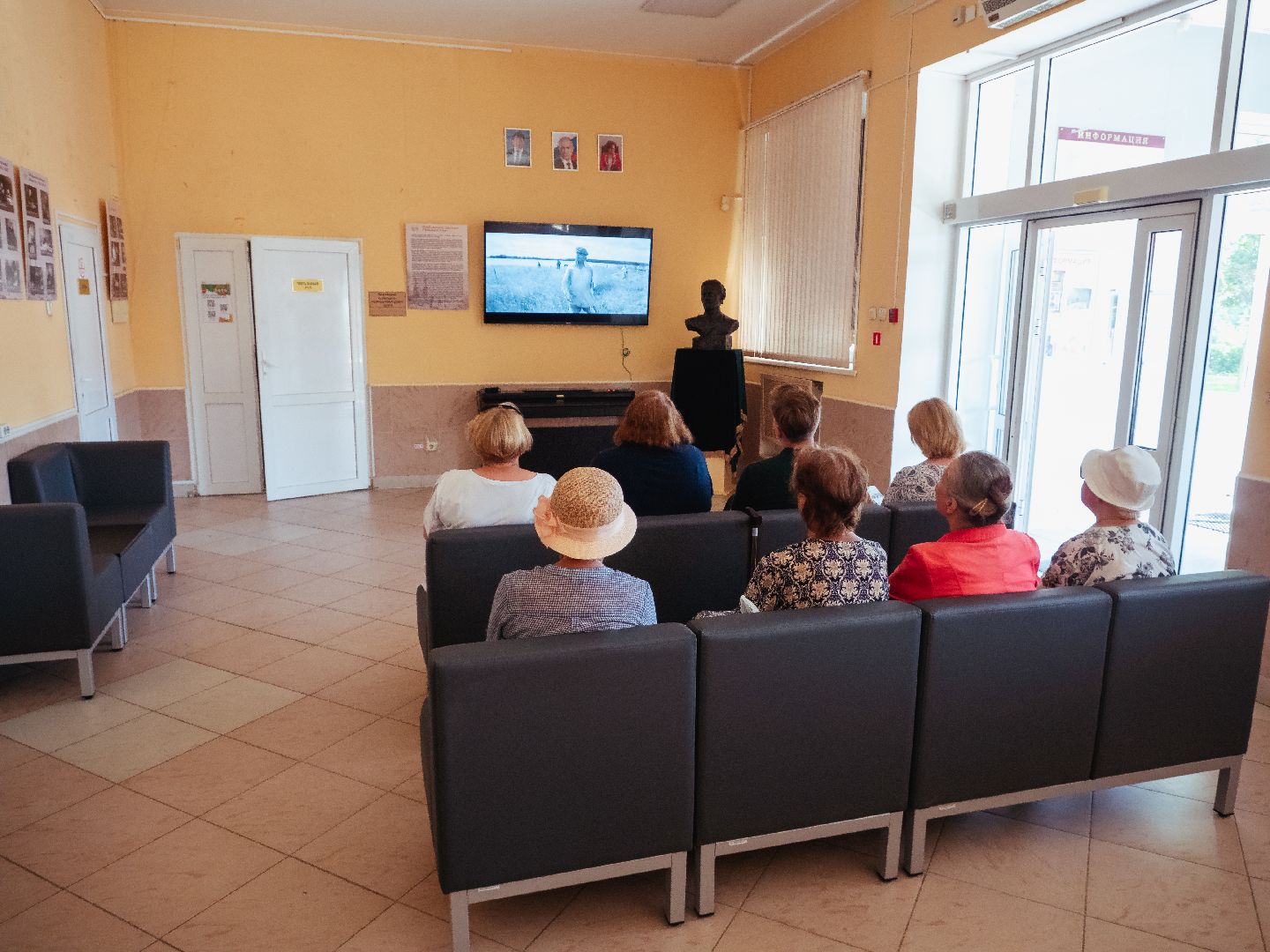 кинопоказ, истра, библиотека,