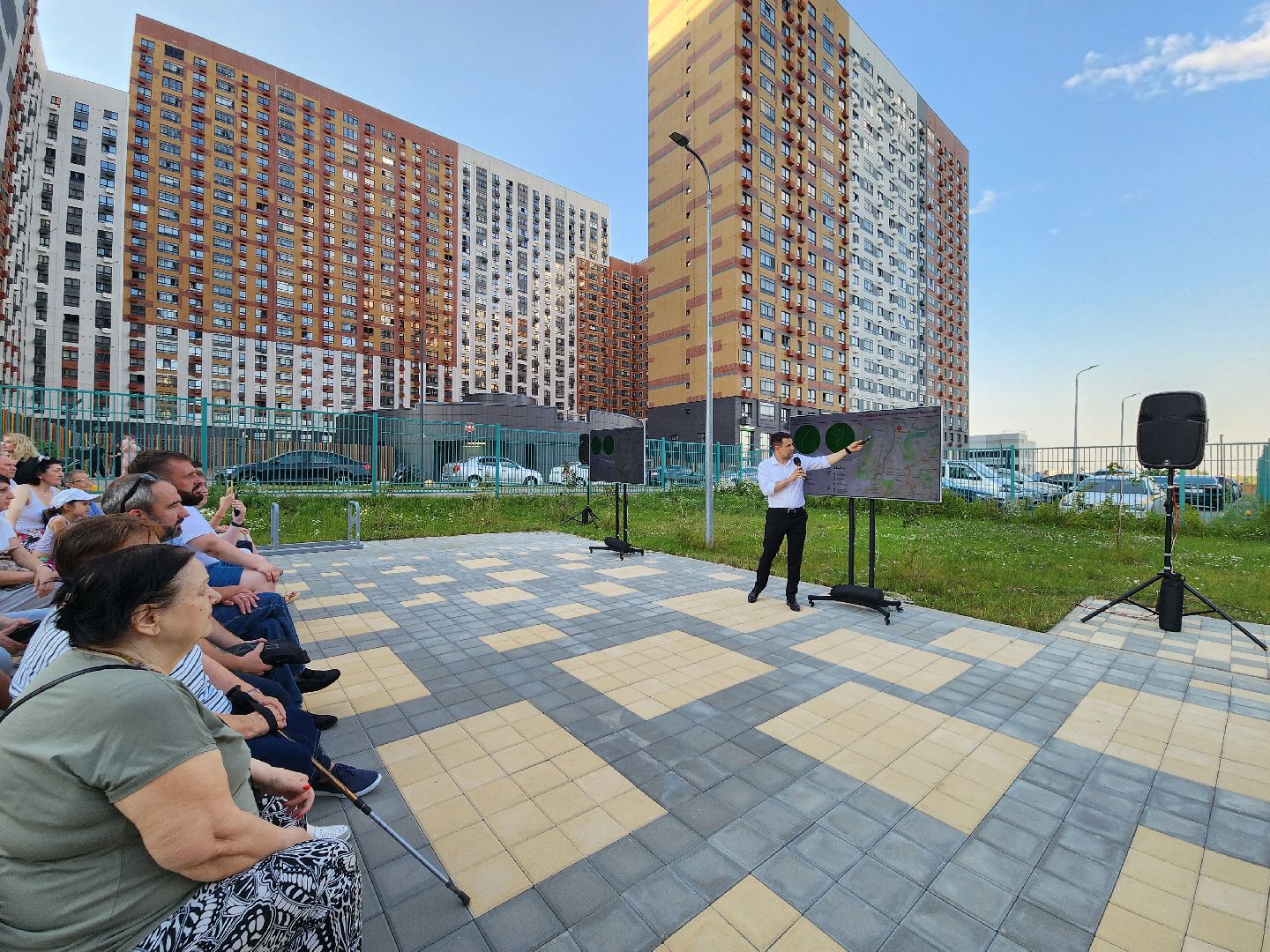 выездная администрация, ленинский городской округ, станислав каторов, жк южная битца, глава муниципалитета, встреча с жителями,