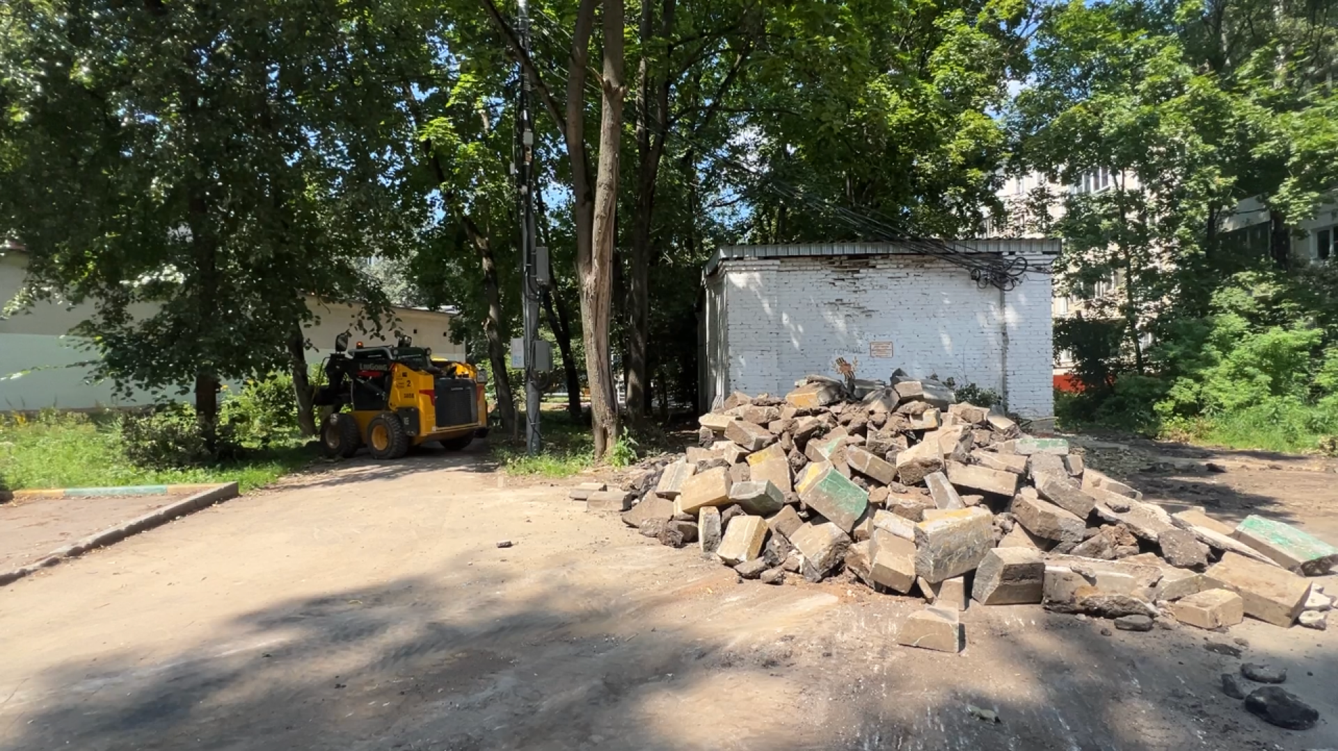 химки, благоустройство, благоустройство двора, ремонт дорог во дворах, замена асфальта,