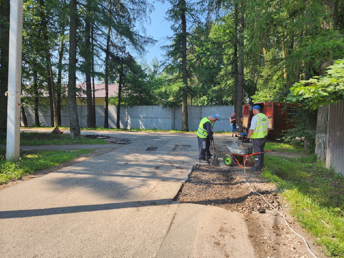 чехов, дорога, ремонт дорог, ямочный ремонт, поселок,