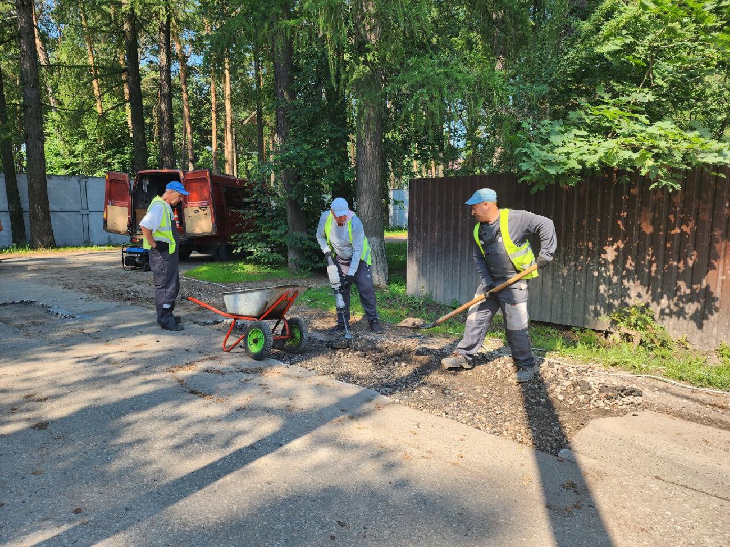 чехов, дорога, ремонт дорог, ямочный ремонт, поселок,