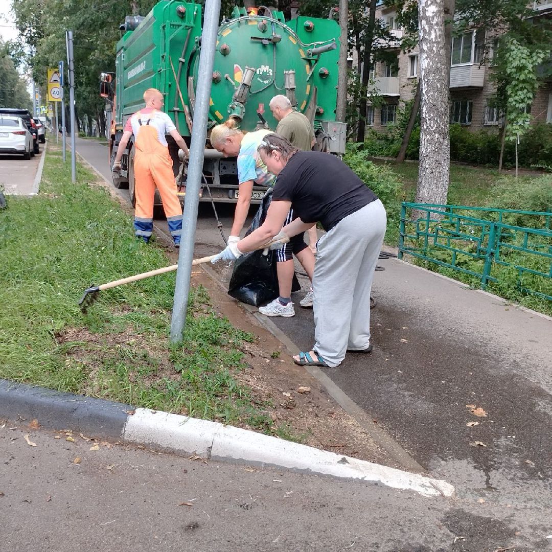 пушкино, благоустройство, газон, уборка мусора, жара, полив,
