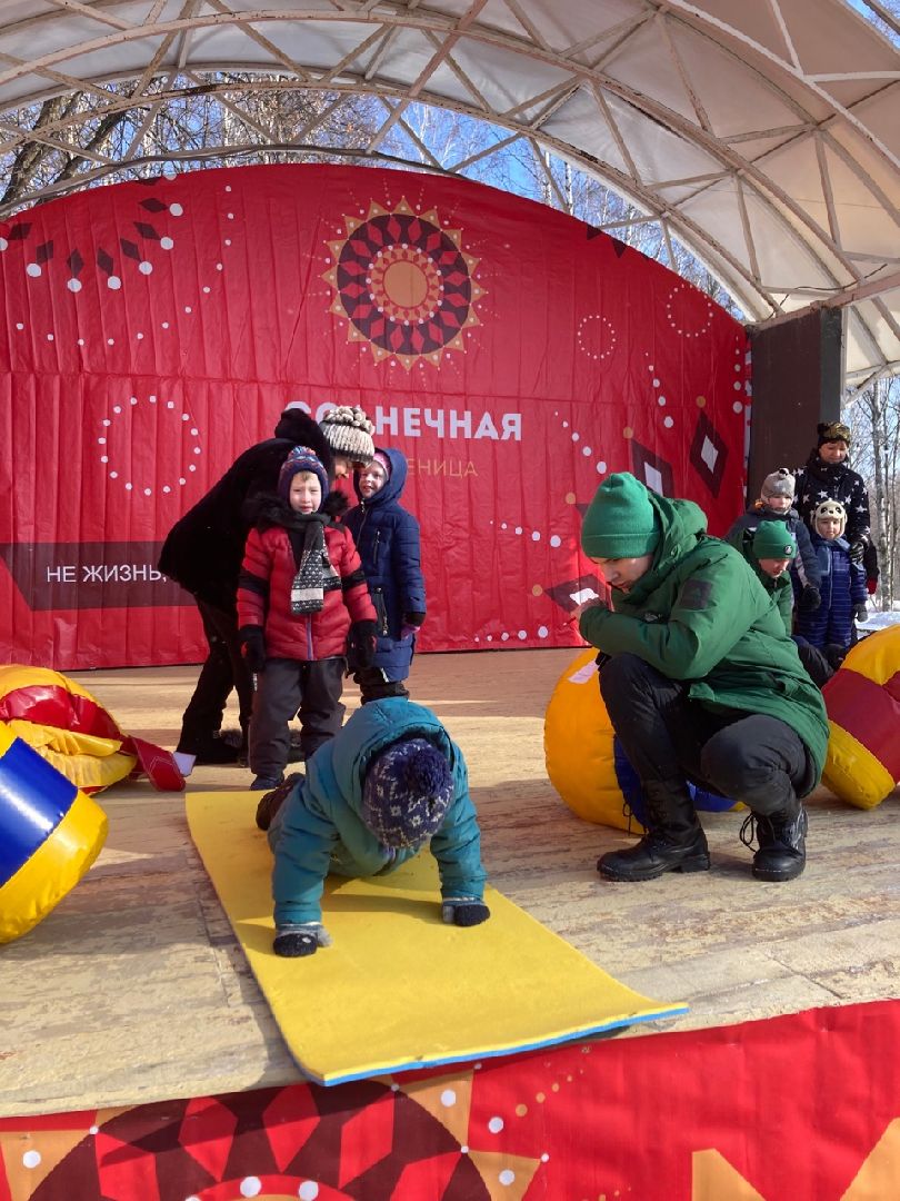 Клин, общество