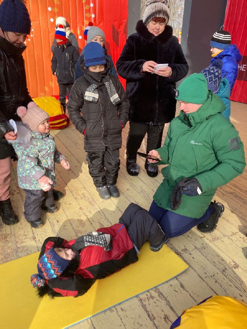 Клин, общество