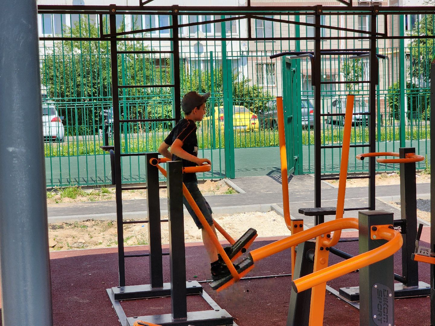 Чехов, благоустройство, дворовая территория, формирование комфортной городской среды, проезды, тротуары, детская площадка, спортивная площадка, тренажерный комплекс,