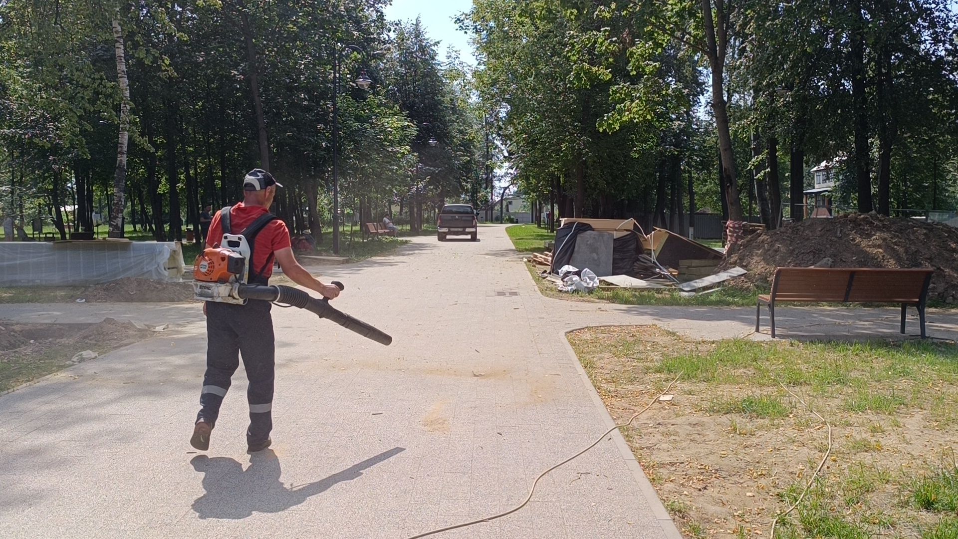 Парк, покос травы, уборка мусора, лобня,