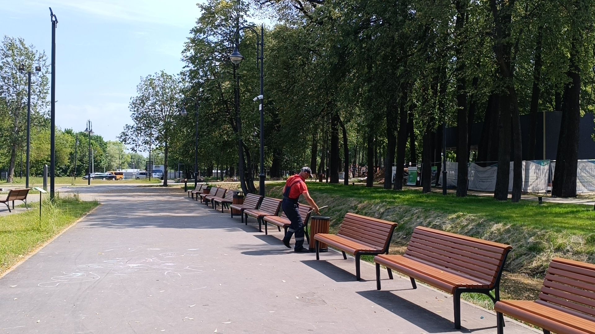 Парк, покос травы, уборка мусора, лобня,