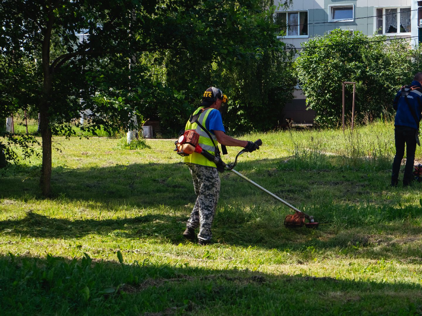 подмоксовье, покос травы, благоустройсто,