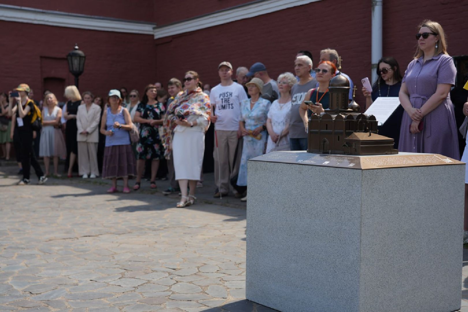 Сергиев Посад, Троице-Сергиева лавра, Особый взгляд, Инвалиды по зрению, Архитектура, Тактильная модель, Общество,