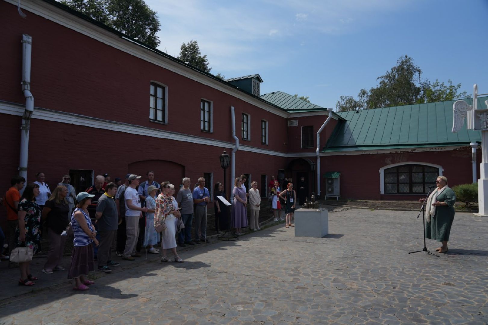 Сергиев Посад, Троице-Сергиева лавра, Особый взгляд, Инвалиды по зрению, Архитектура, Тактильная модель, Общество,