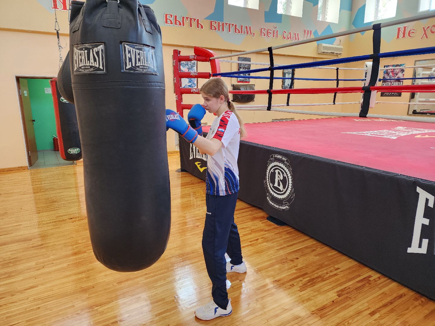 Чехов, бокс, Чемпионат России, Чемпионат Европы, призер, Ксения Андреева, Спортивная школа бокса Витязь,