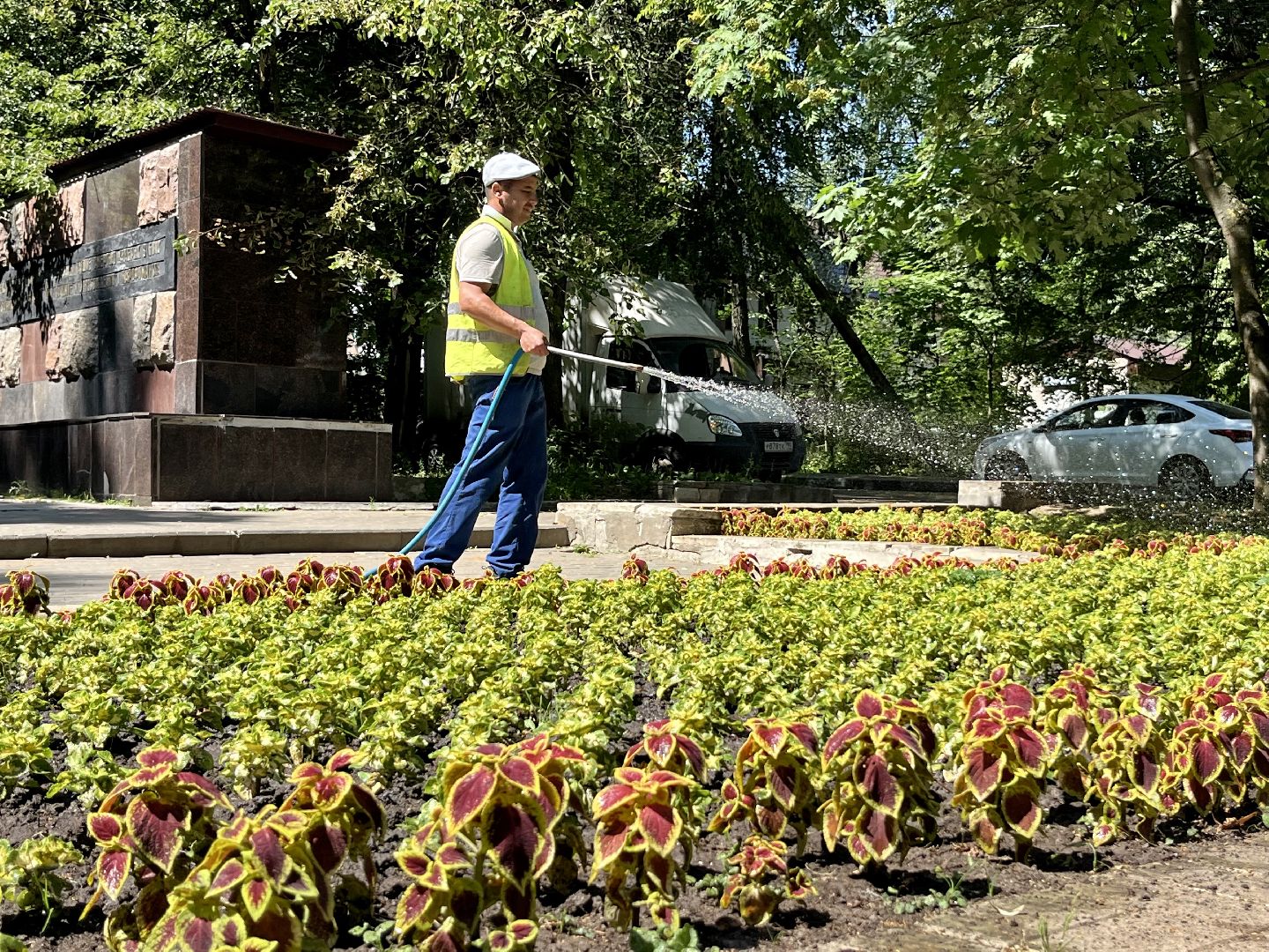 наро-фоминск, благоустройство и дорожное хозяйство, коммунальщики, аэрация воздуха, цветники, аномальная жара,