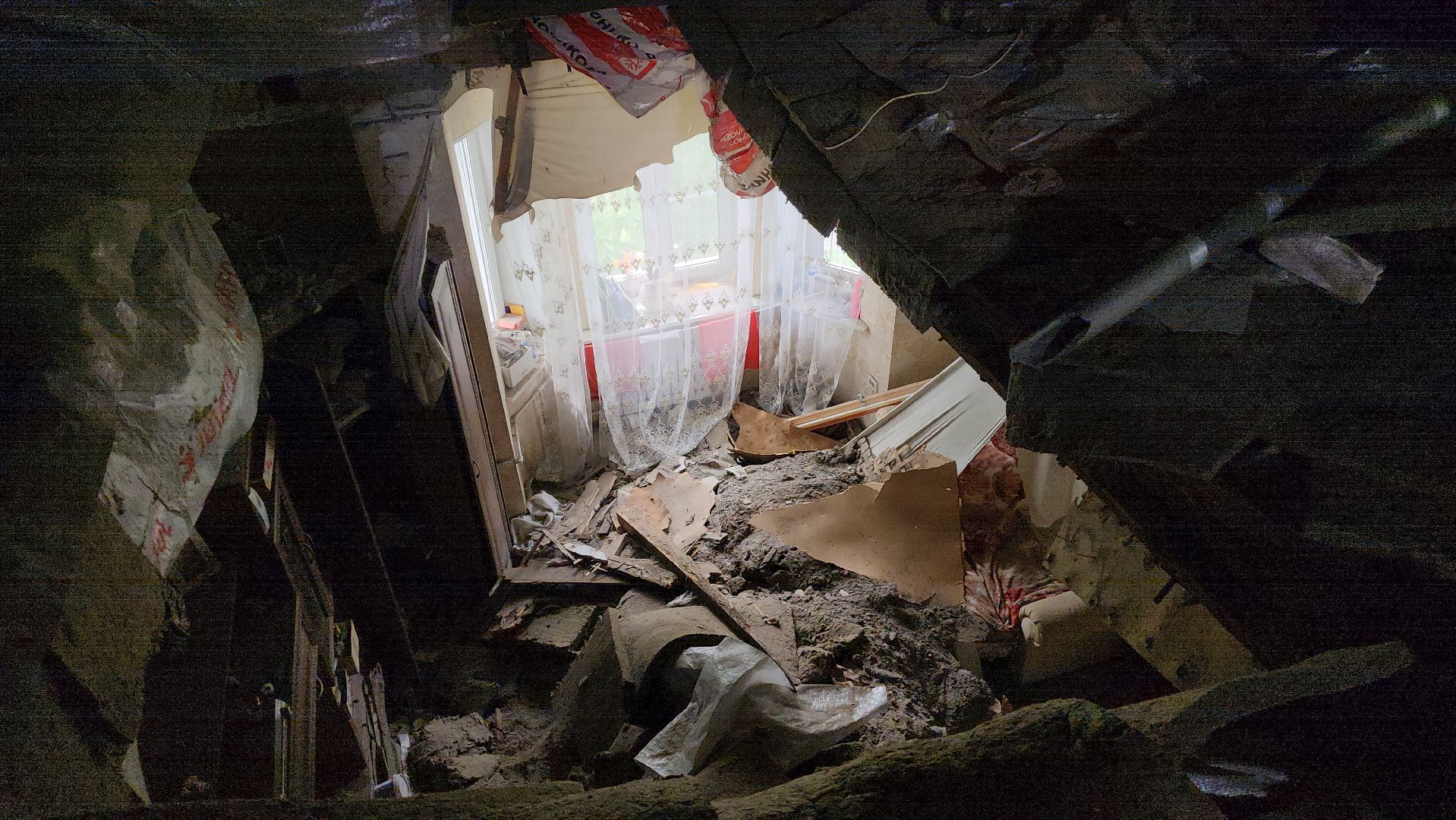 кашира, обрушение потолка в кашире, чп,