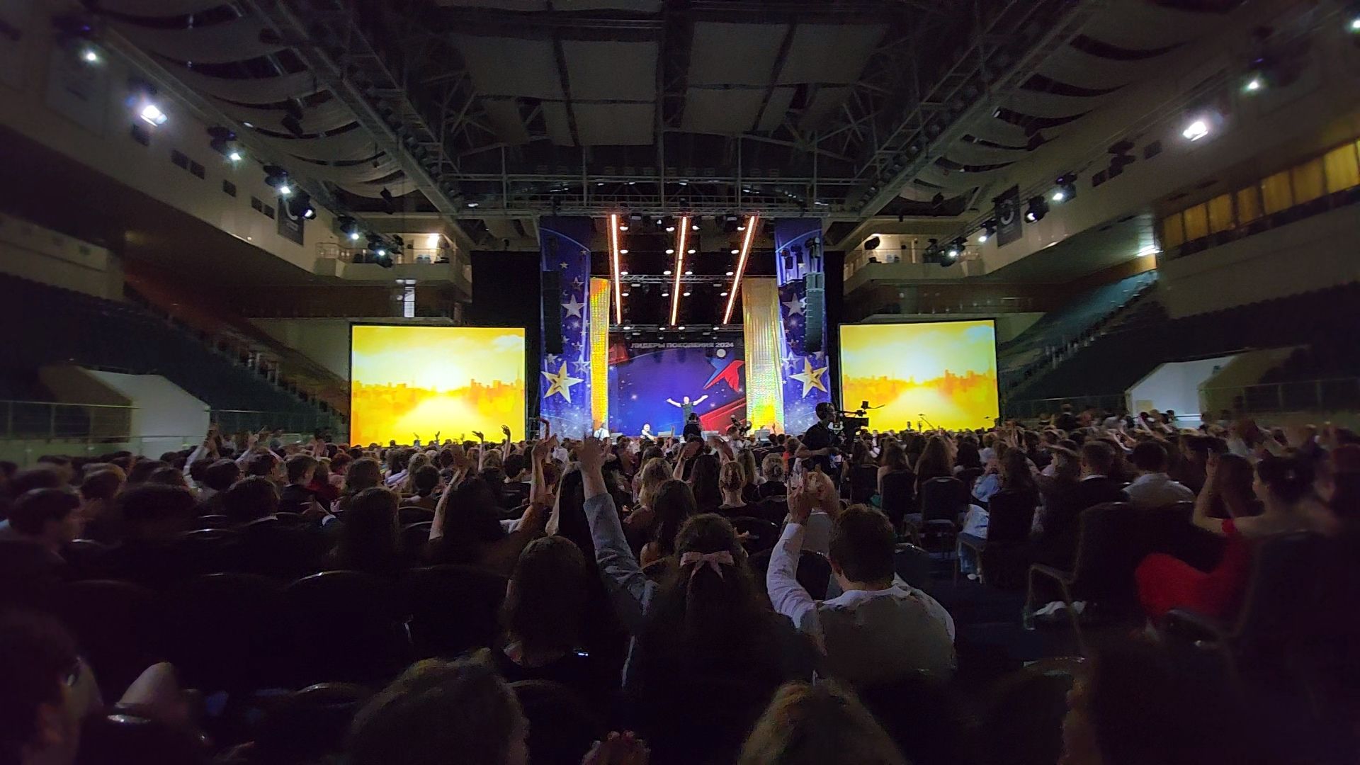 одинцово, бал медалистов, школьники,