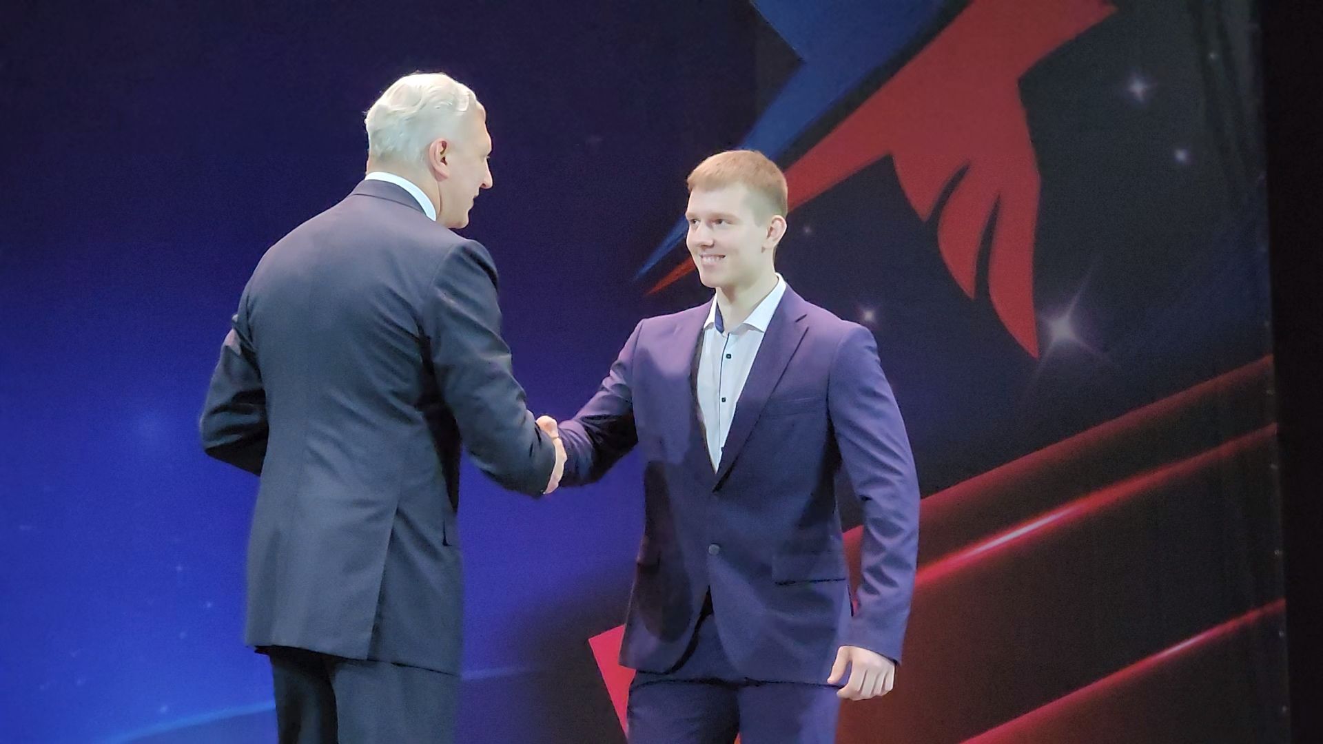 одинцово, бал медалистов, школьники,