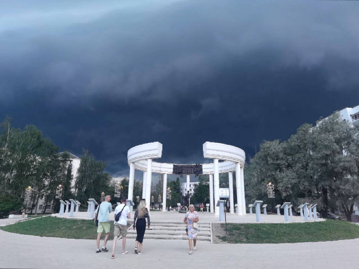 Холодный атмосферный фронт, Сергиев Посад, Непогода, Гроза, Дождь,