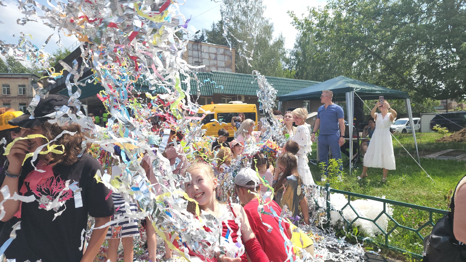 ивантеевка, центр социального обслуживания, день семьи, детский праздник, благотворительая акция,