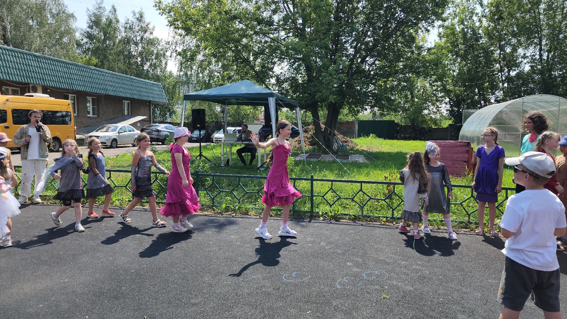 ивантеевка, центр социального обслуживания, день семьи, детский праздник, благотворительая акция,