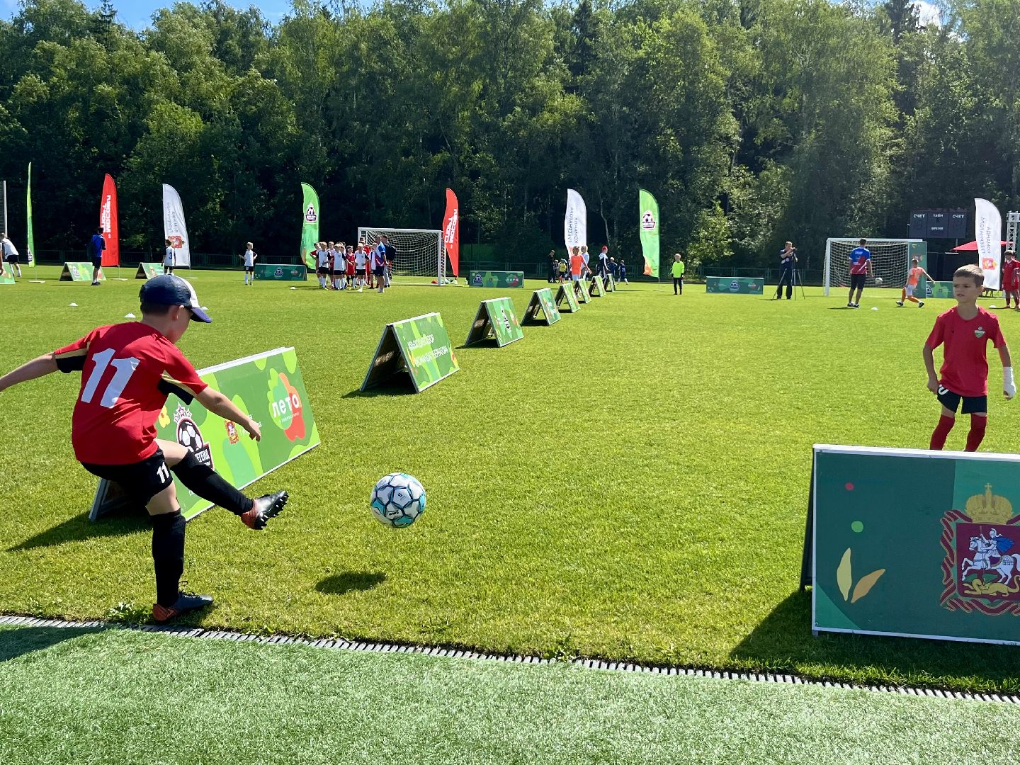 выходи во двор, министерство спорта Московской области, легенды футбола, наро-фоминский городской округ, стадион строитель,