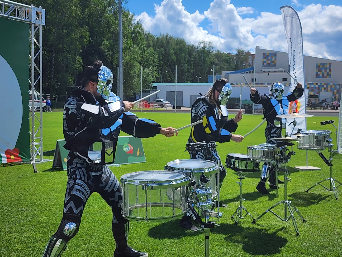 выходи во двор, министерство спорта Московской области, легенды футбола, наро-фоминский городской округ, стадион строитель,