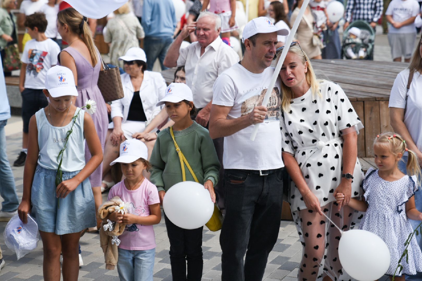 Бронницы, Шествие семей, день семьи любви и верности, Семьи Бронниц, Семейные ценности,