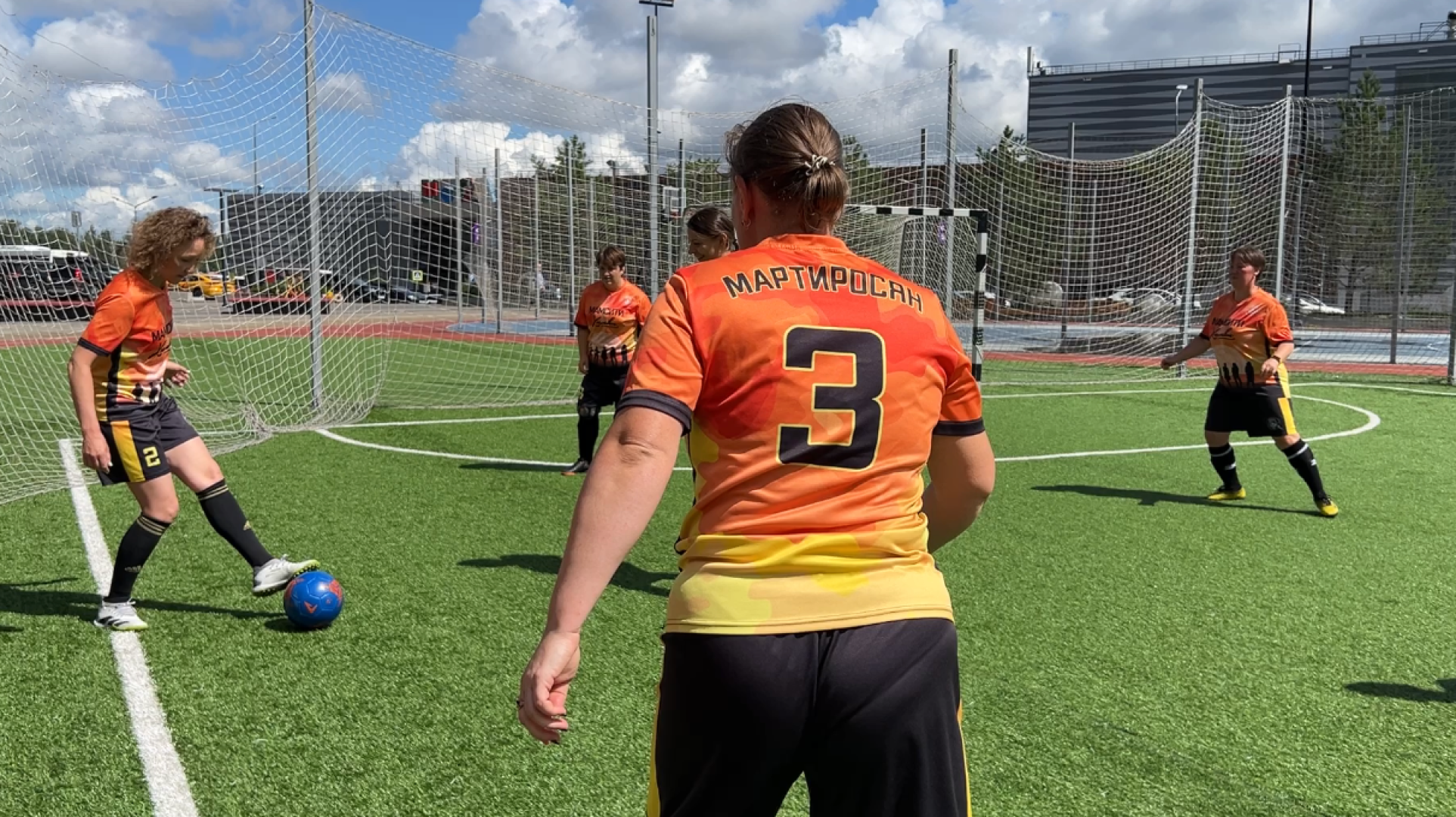 химки, спорт, футбол, женский футбол, день семьи любви и верности, футбольные мамы, турнир по футболу,