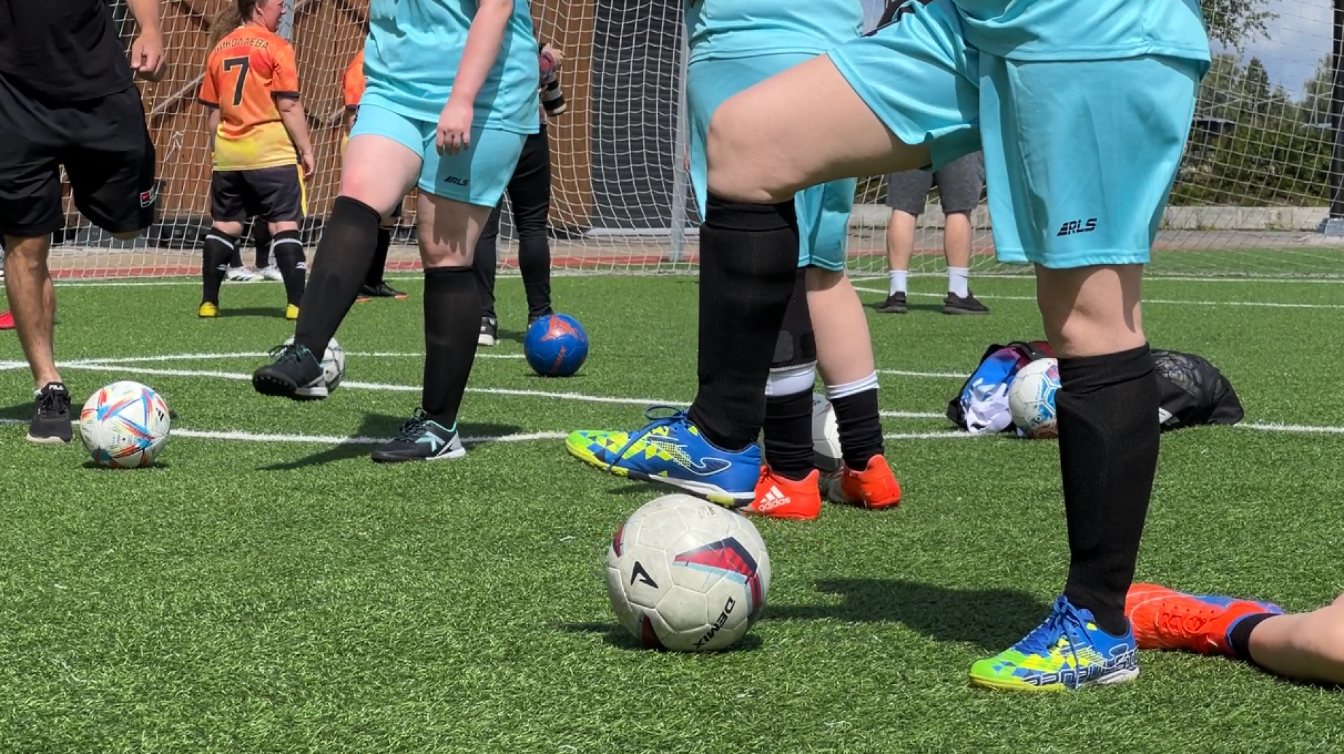 химки, спорт, футбол, женский футбол, день семьи любви и верности, футбольные мамы, турнир по футболу,