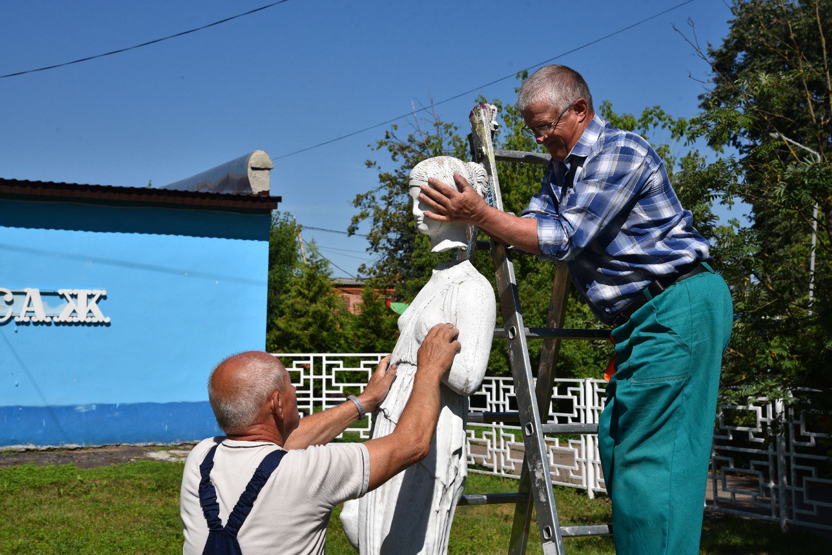 лотошино, лотошинская дши, сквер, правонарушение,