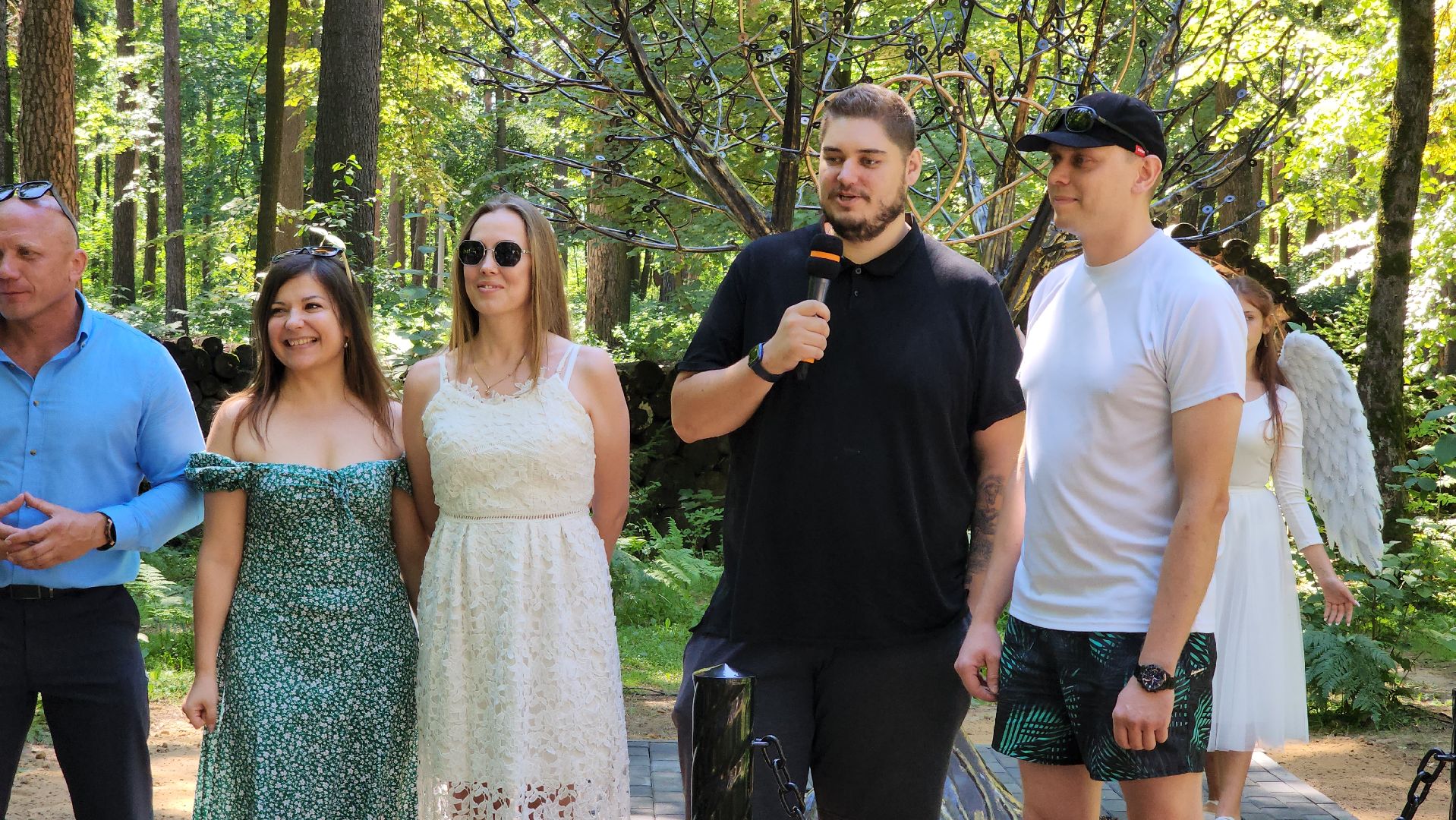 экологический проект, Дерево любви, парк Волхонка, Ногинск, Богородский городской округ,