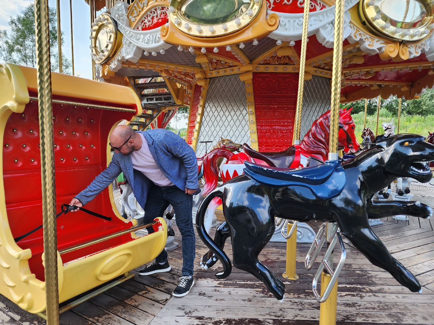 Чехов, карусель, аттракционы, городской парк, бесплатное катание, дети, отдых,