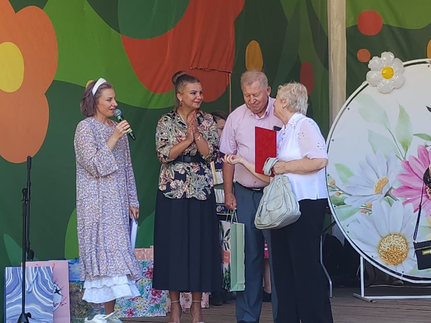 день семьи любви и верности, праздник, парки подмосковья, традиции,