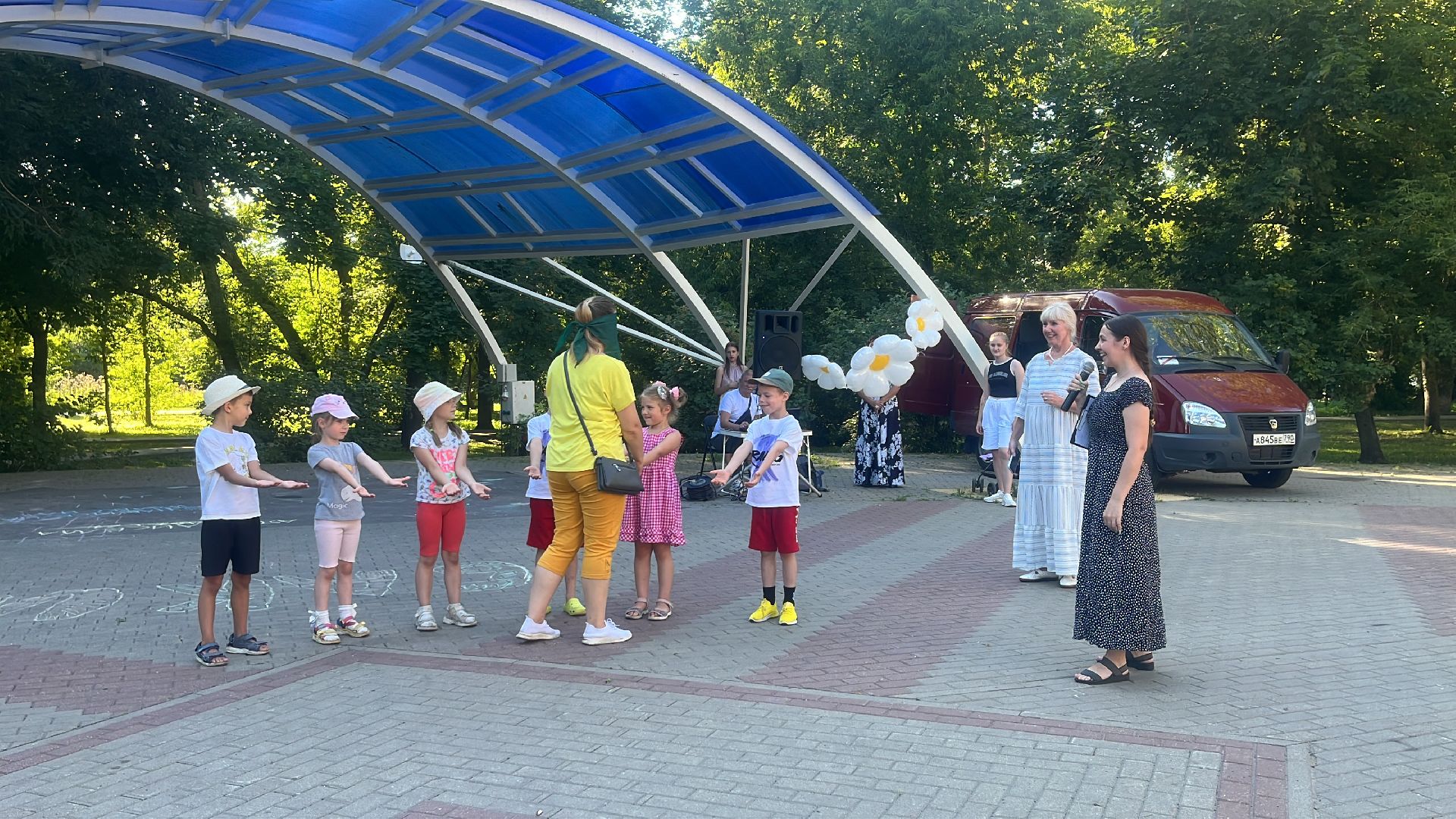 парк, парки балашихи, праздник, день семьи любви и верности,