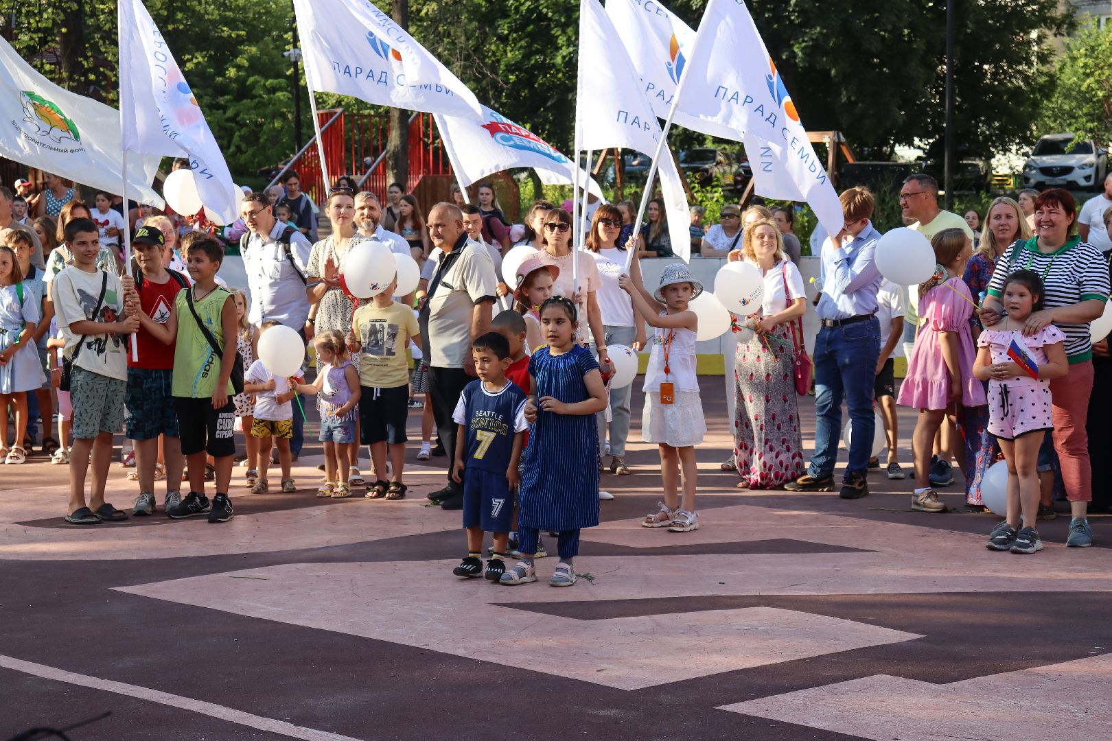Андроник Пак, дзержинский, Сергий Калашников, День семьи, день семьи,