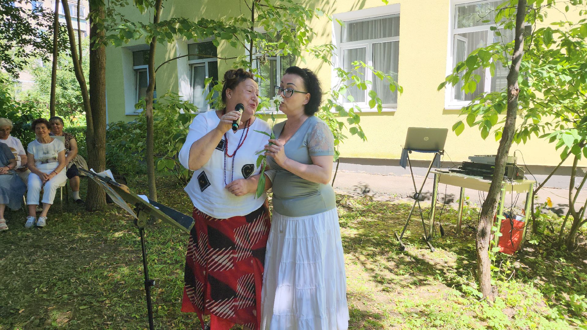 пушкино, день семьи любви и верности, концерт, центр социального обслуживания, песни,