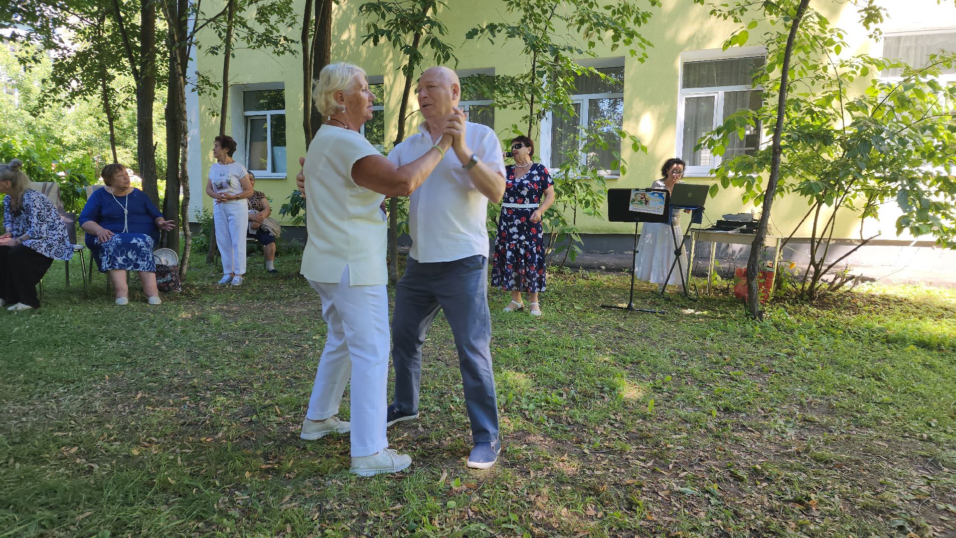 пушкино, день семьи любви и верности, концерт, центр социального обслуживания, песни,