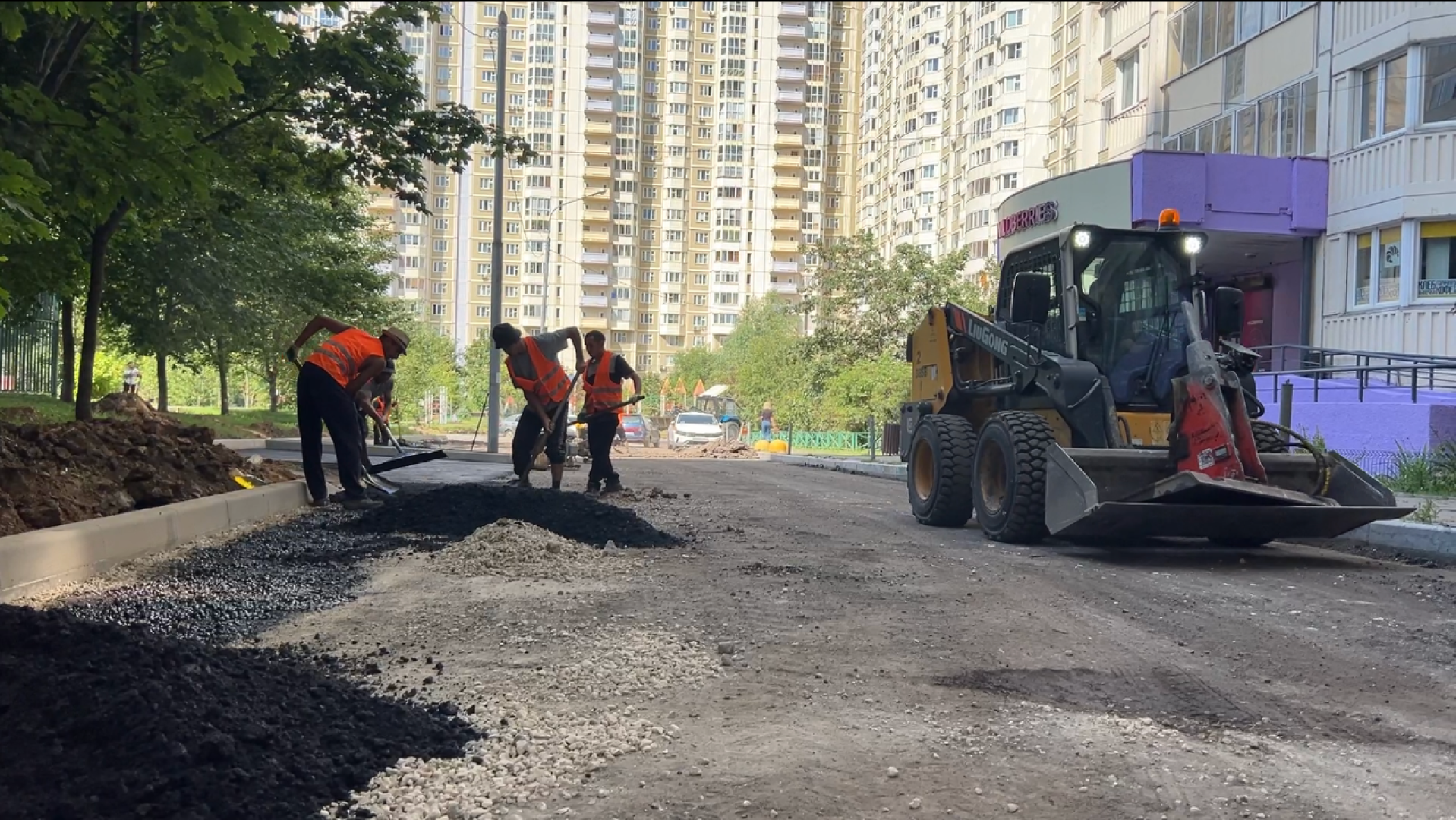химки, благоустройство, замена асфальта во дворе, благоустройство дворовой территории,