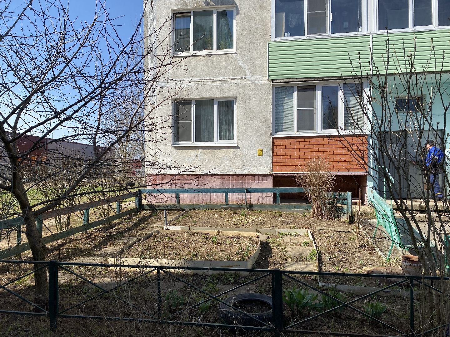 Чехов, перемены, благоустройство, двор, клумба