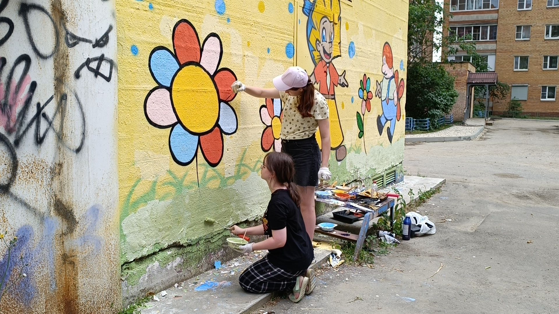 краски, благоустройство, школа, лобня, трудовые бригады,