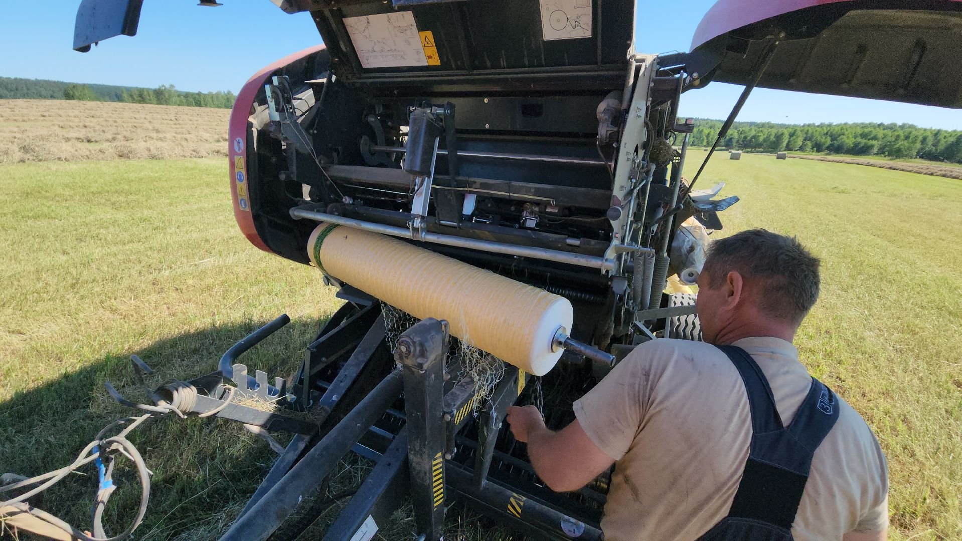 серпухов, ооо туровский, агрокомплекс, заготовка сена, сельское хозяйство,