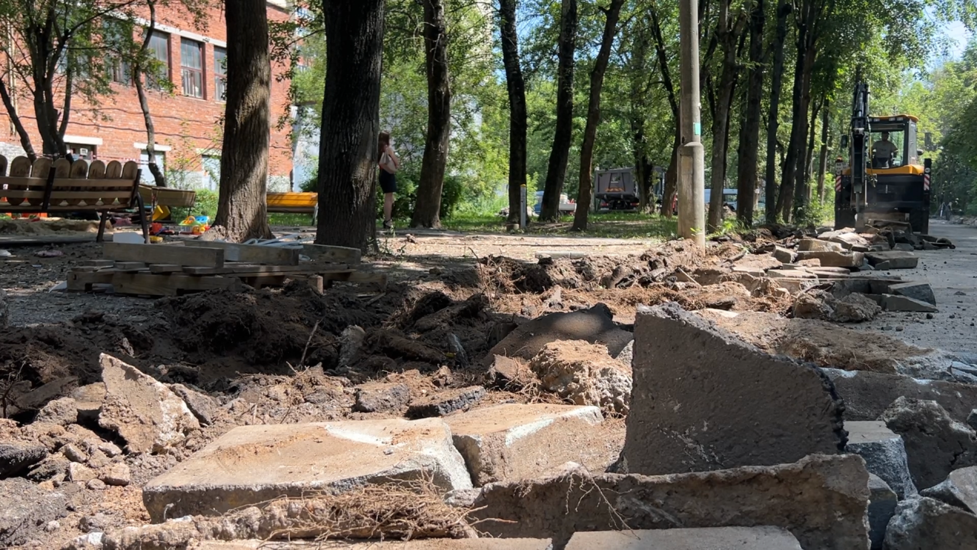 химки, благоустройство, благоустройство двора, замена асфальта, ремонт дорожного покрытия,