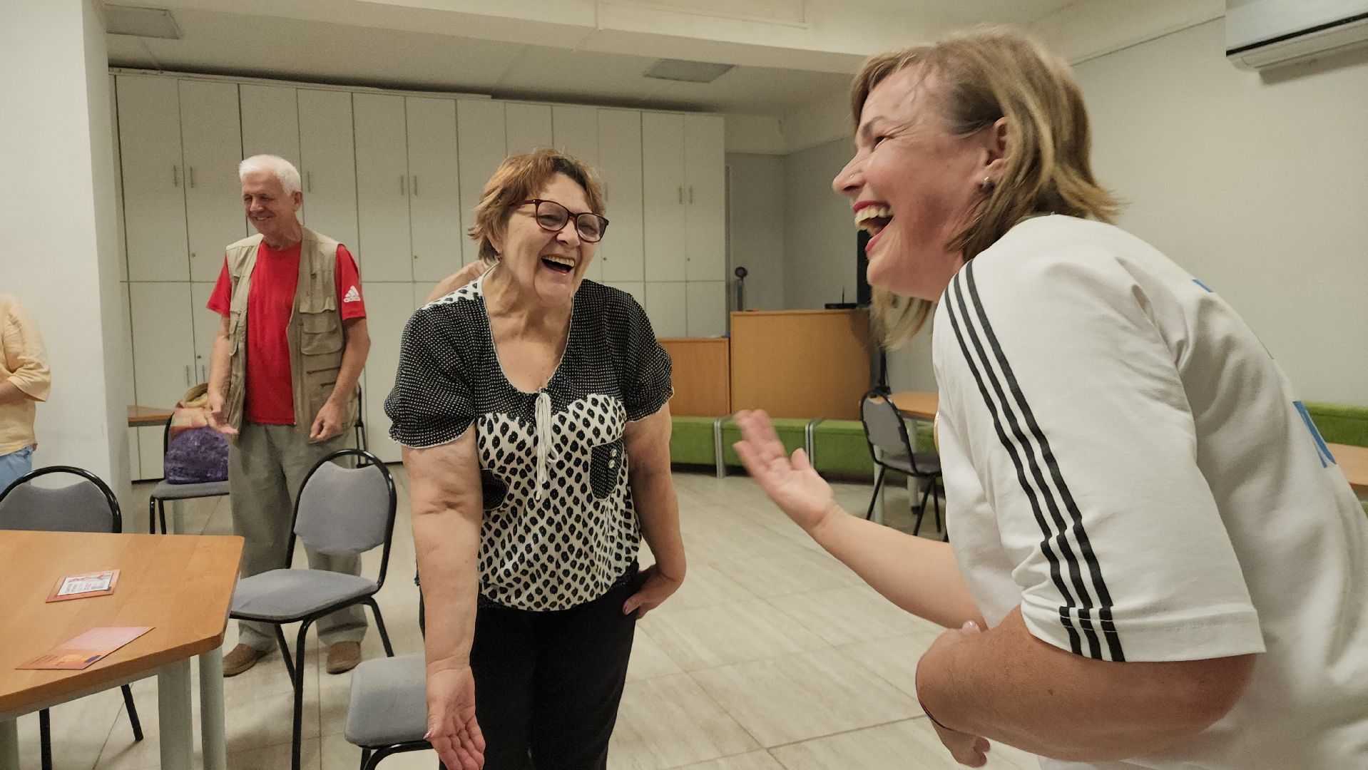 ступино, йога смеха, активное долголетие,