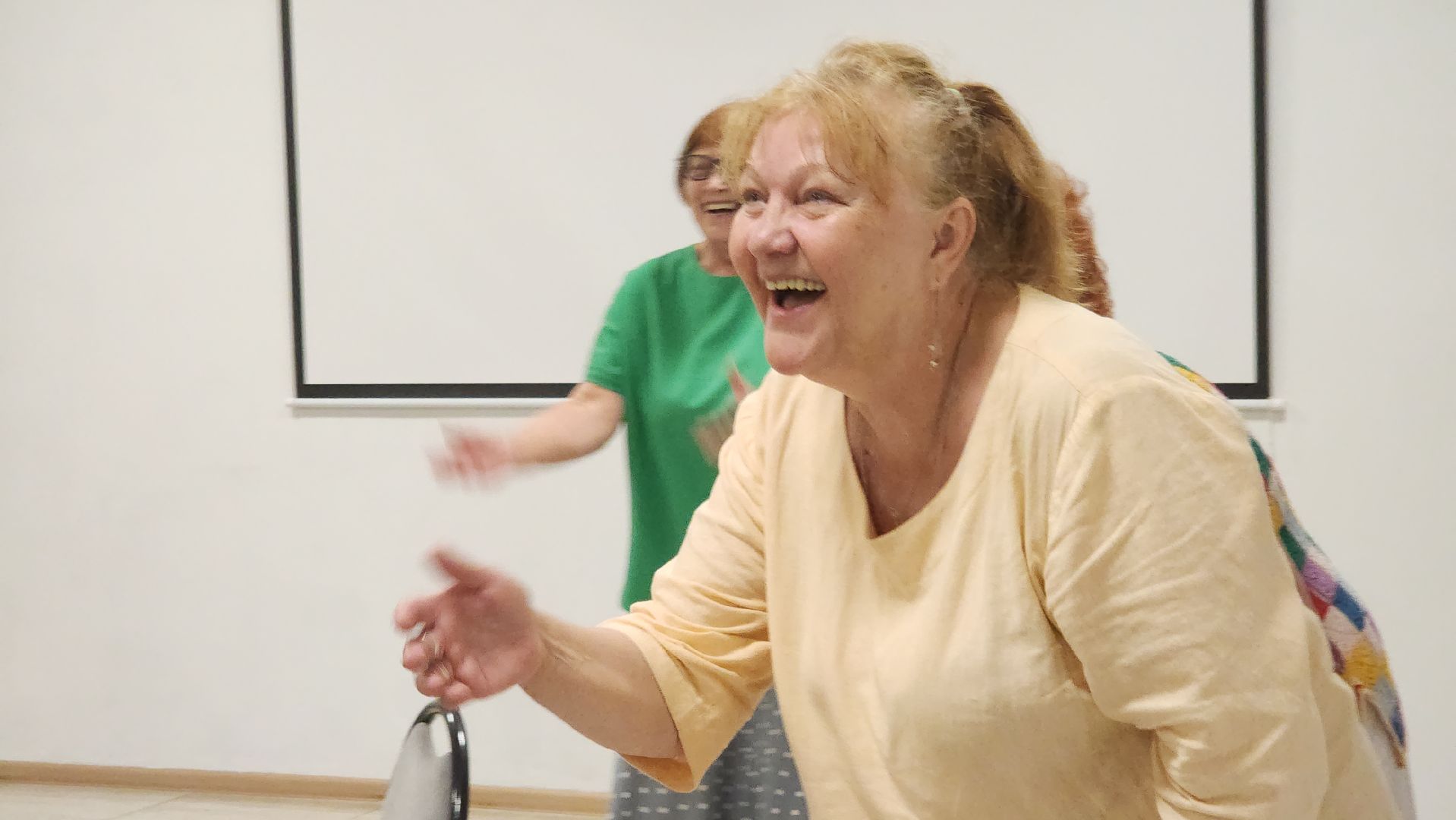 ступино, йога смеха, активное долголетие,