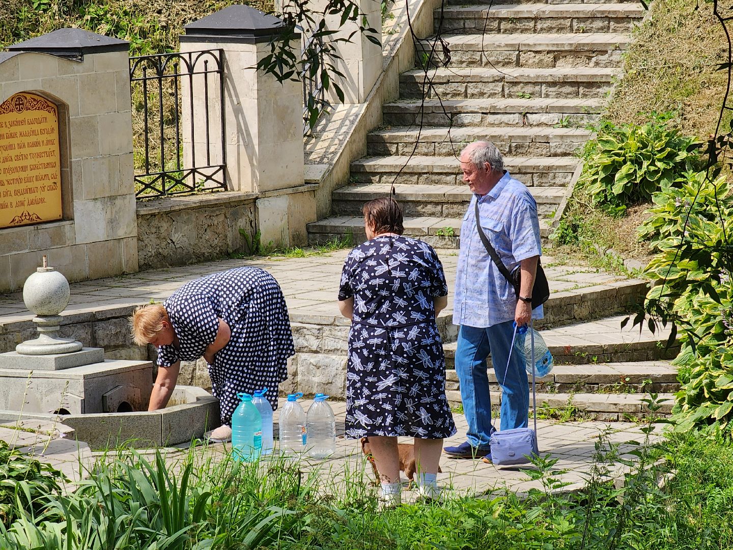 Чехов, городской парк, Анно-Зачатьевский храм, святой источник, родник,