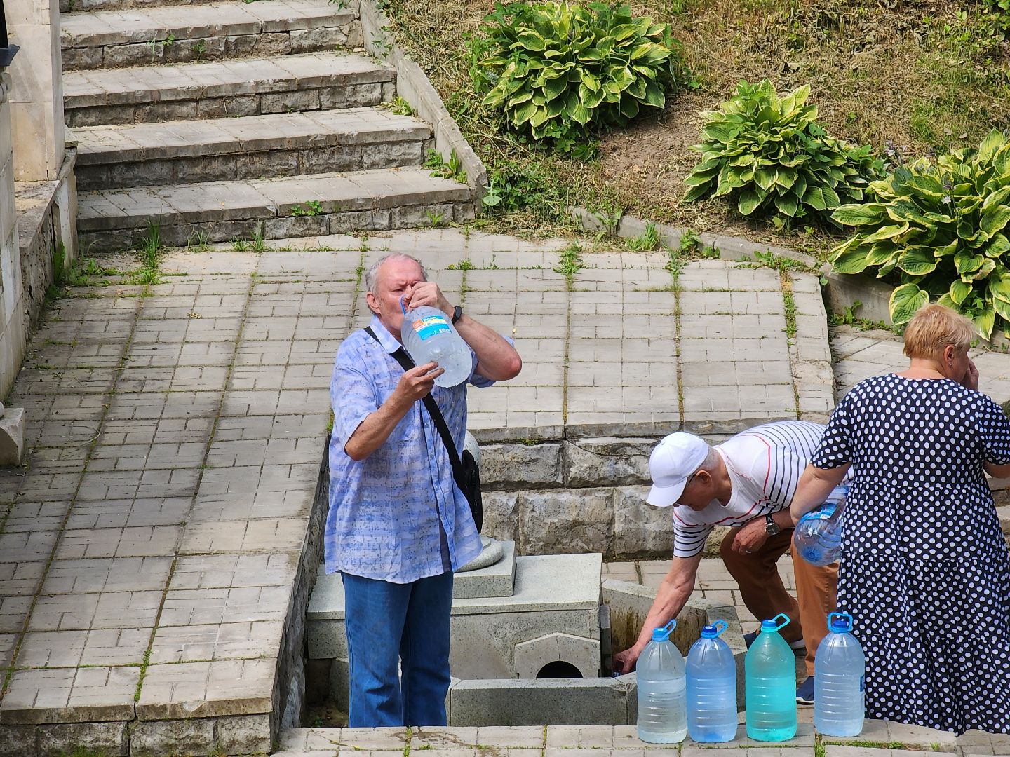 Чехов, городской парк, Анно-Зачатьевский храм, святой источник, родник,
