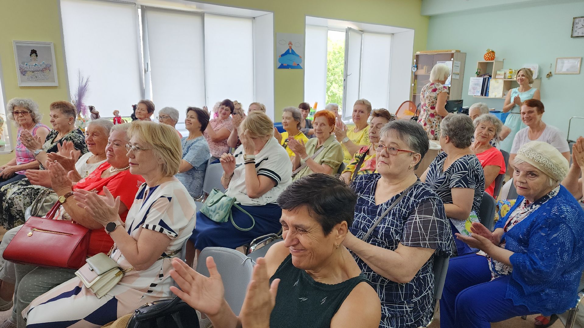 ивантеевка, артисты, день семьи любви и верности, песни, стихи, сцена, спектакль, активное долголетие,праздник,
