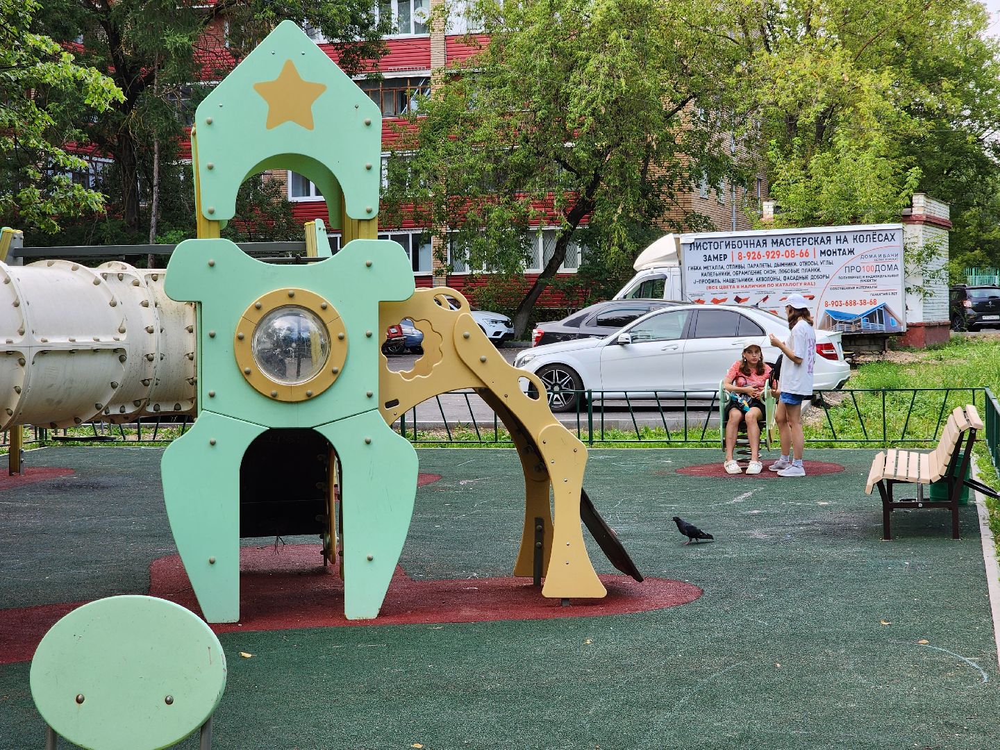 Чехов, улица Молодежная, дворовая территория, комплексное благоустройство, формирование комфортной городской среды, проезды, парковки, пешеходная дорожка, детская площадка, освещение,