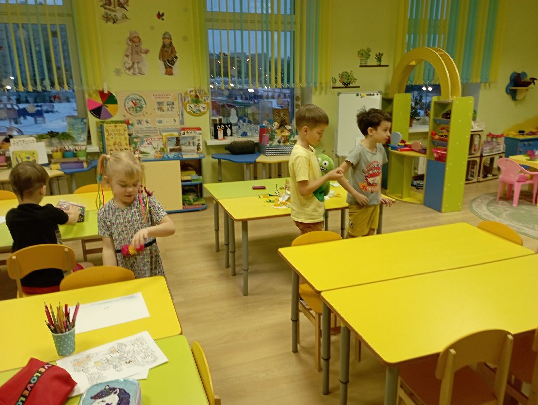 Дубна, общество